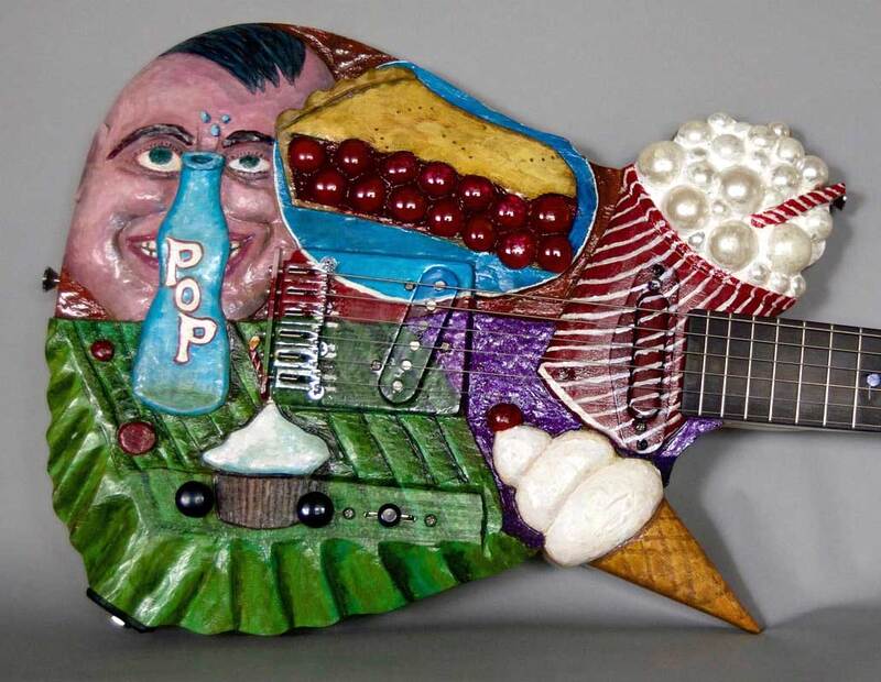 button - photo of sugar buzz art guitar that links to guitar page